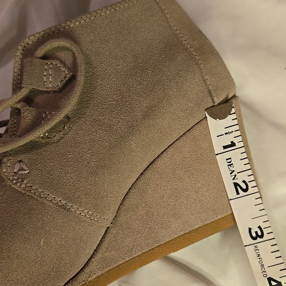 Toms Beige Lace Ankle Boots Wedges